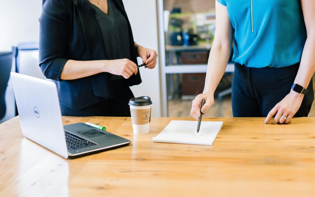 Micromanagement: How to Recognize a Micromanaging Boss, Protect Yourself, and Stop Micromanagement at Work