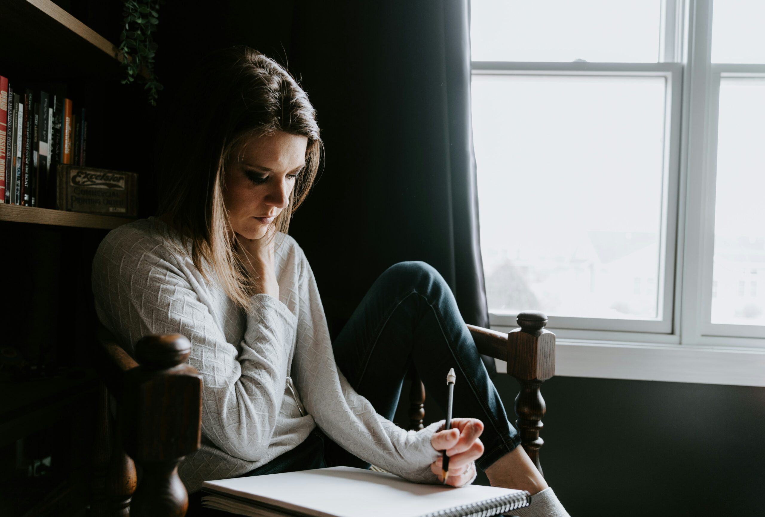 Expressive Writing in a Trauma‑Sensitive Way