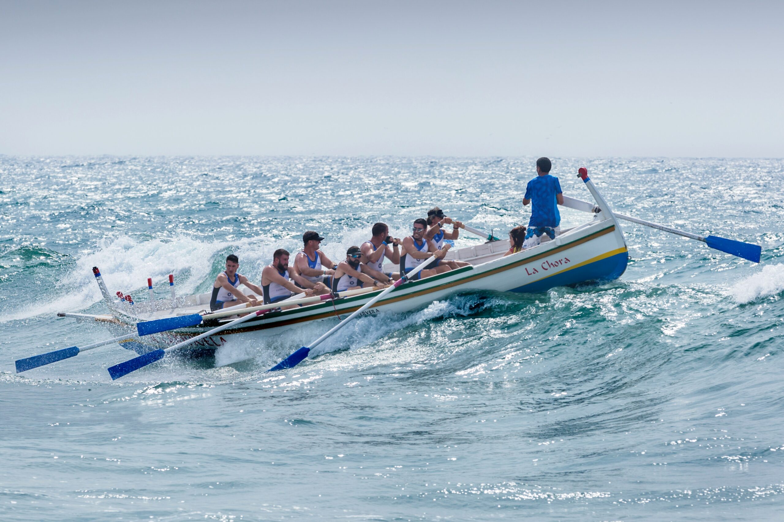 What Makes a Great Leader? 10 Essential Leadership Qualities Backed by Science
